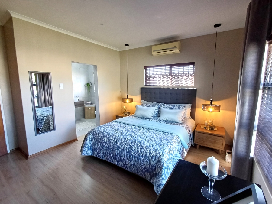 4 Bedroom Property for Sale in Vanes Estate Eastern Cape